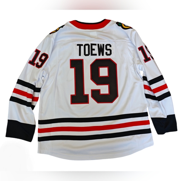 NWOT Men's Fanatics Chicago Blackhawks #19 Toews NHL Jersey White Size XL - Picture 2 of 5